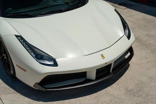 2016 Ferrari 488 GTB GTB
