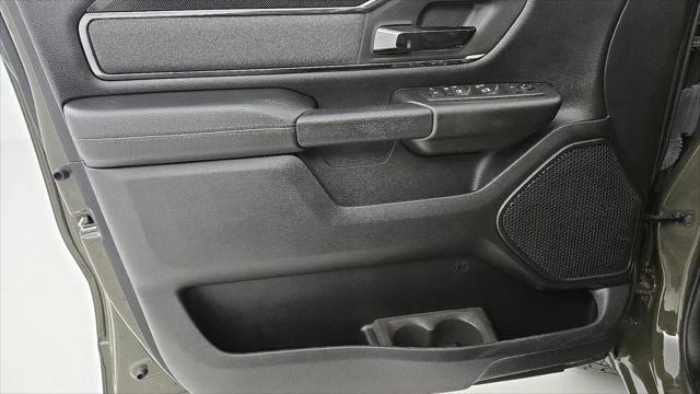 2021 Ram 1500 Big Horn Crew Cab 4x4 5'7" Box