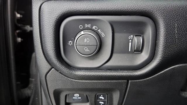 2022 Ram 1500 Big Horn Crew Cab 4x4 5'7" Box