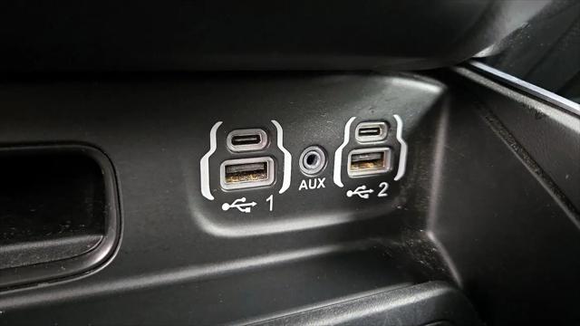 2022 Ram 1500 Big Horn Crew Cab 4x4 5'7" Box