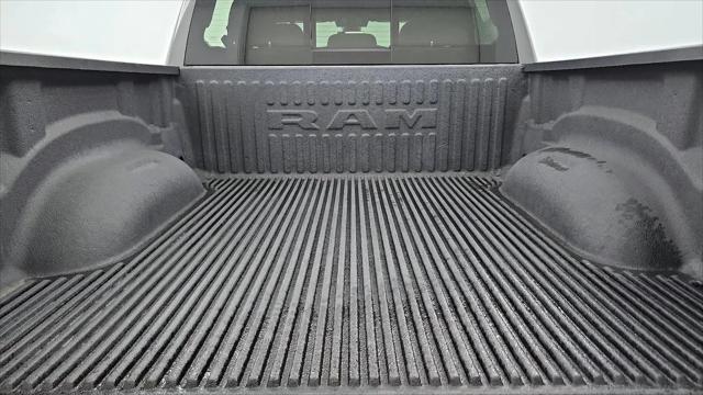 2022 Ram 1500 Big Horn Crew Cab 4x4 5'7" Box