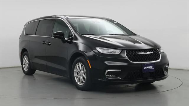 2025 Chrysler Pacifica Select for sale in Jacksonville, NC