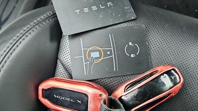 2022 Tesla Model X Plaid Tri Motor All-Wheel Drive