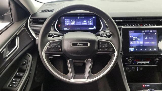 2023 Jeep Grand Cherokee L Laredo 4x4