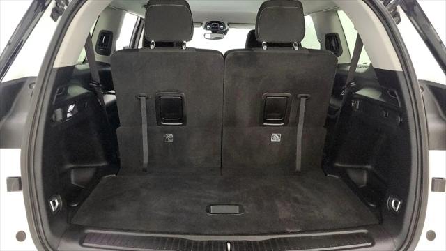 2023 Jeep Grand Cherokee L Laredo 4x4