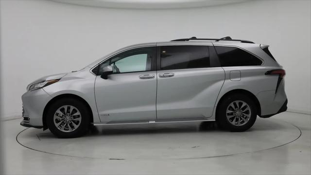 2021 Toyota Sienna XLE