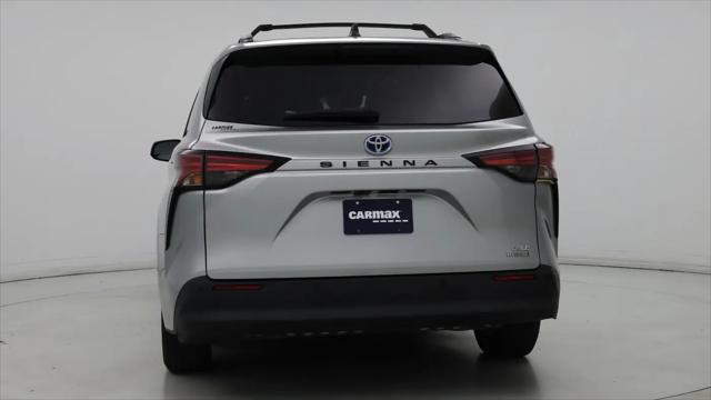 2021 Toyota Sienna XLE