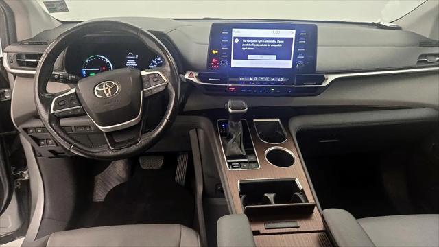 2021 Toyota Sienna XLE