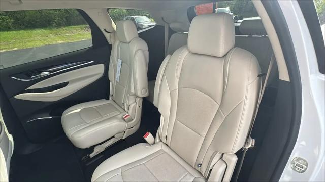2023 Buick Enclave Essence AWD