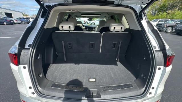2023 Buick Enclave Essence AWD