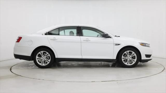 2018 Ford Taurus SE