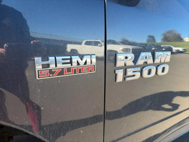 2017 Ram 1500 Express Quad Cab 4x4 6'4" Box