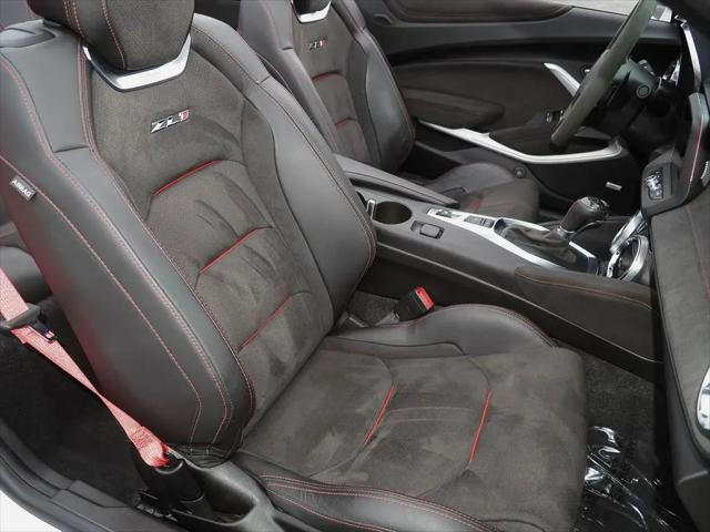 2021 Chevrolet Camaro RWD Convertible ZL1