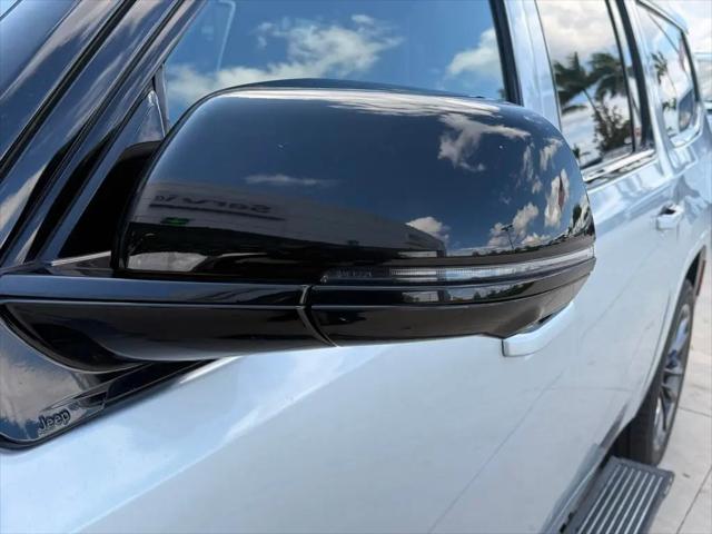 2024 Jeep Grand Wagoneer L Series II 4x4