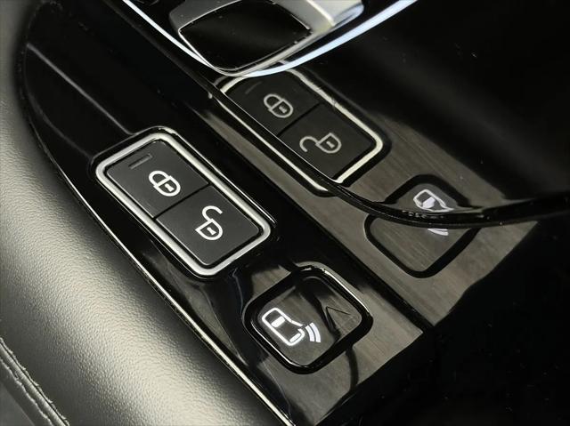 2020 Land Rover Range Rover P525 HSE