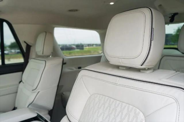 2024 Lincoln Navigator Black Label