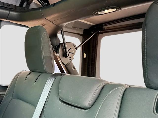 2022 Jeep Wrangler Unlimited Sahara 4x4