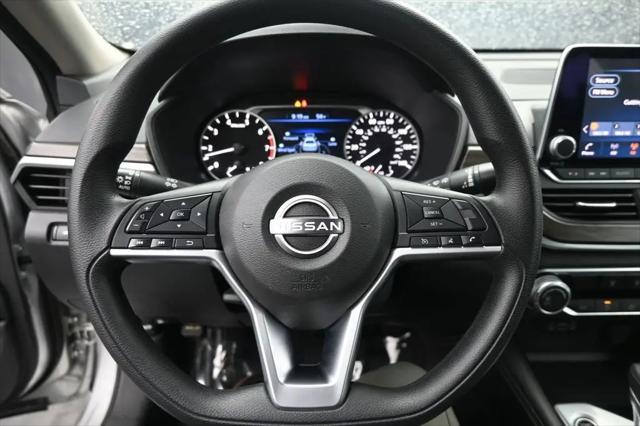 2023 Nissan Altima SV FWD
