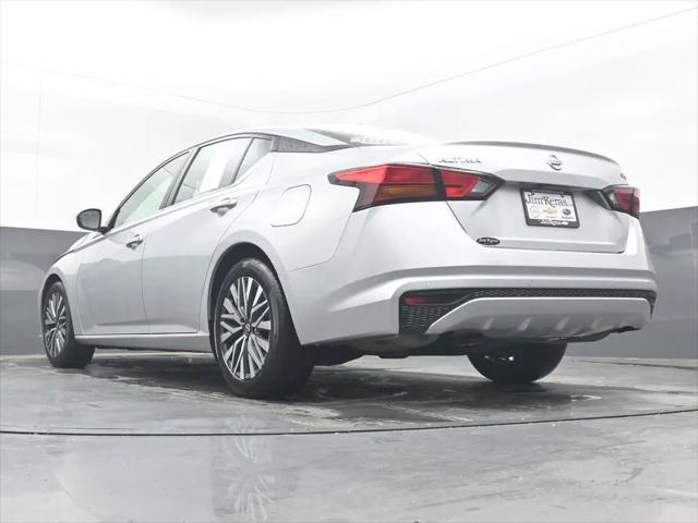 2023 Nissan Altima SV FWD