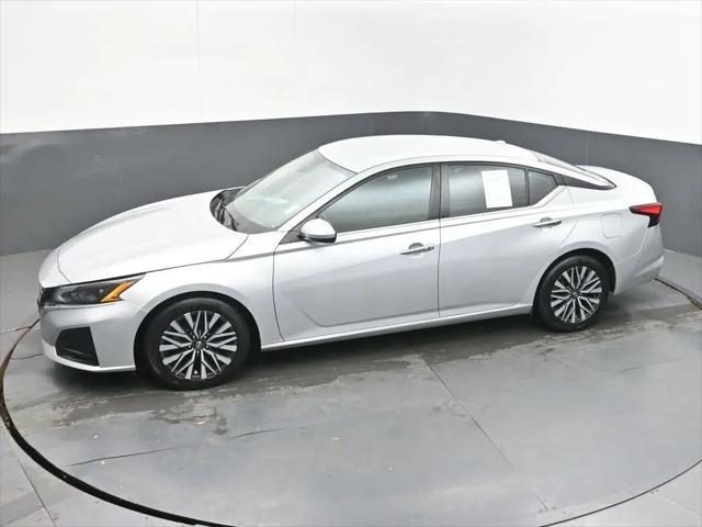 2023 Nissan Altima SV FWD