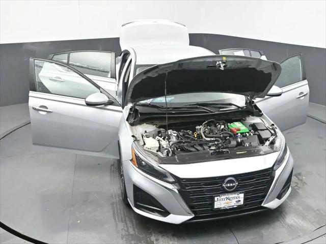 2023 Nissan Altima SV FWD