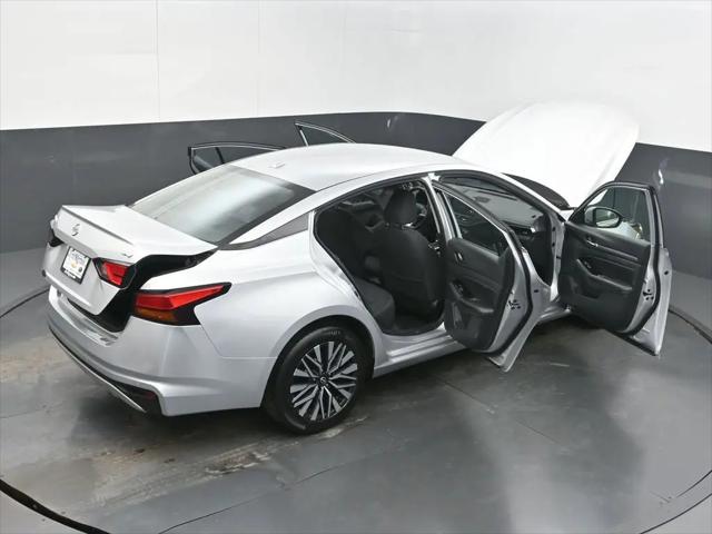 2023 Nissan Altima SV FWD