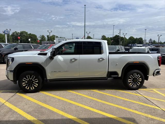 2026 GMC Sierra 2500HD Crew Cab, Standard Bed, Denali Ultimate, 4WD