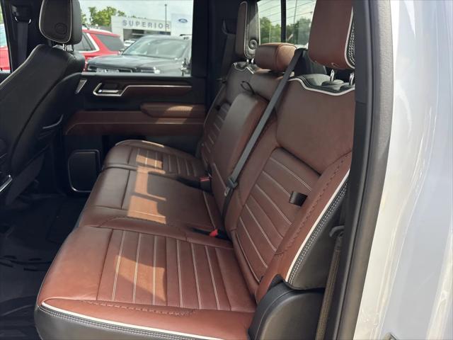 2026 GMC Sierra 2500HD Crew Cab, Standard Bed, Denali Ultimate, 4WD