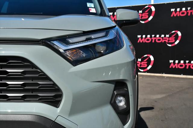 2023 Toyota RAV4 XLE Premium