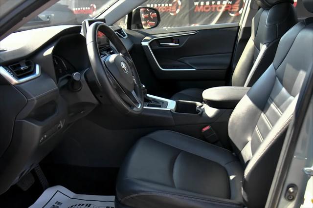 2023 Toyota RAV4 XLE Premium