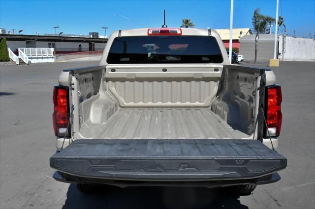 2023 Chevrolet Colorado 2WD Crew Cab Short Box WT