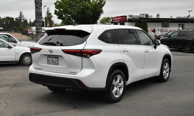 2022 Toyota Highlander LE