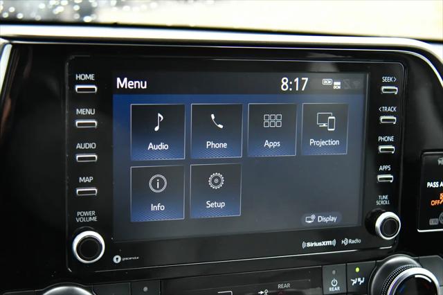 2022 Toyota Highlander LE