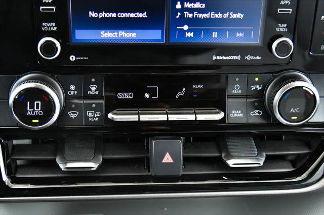 2022 Toyota Highlander LE