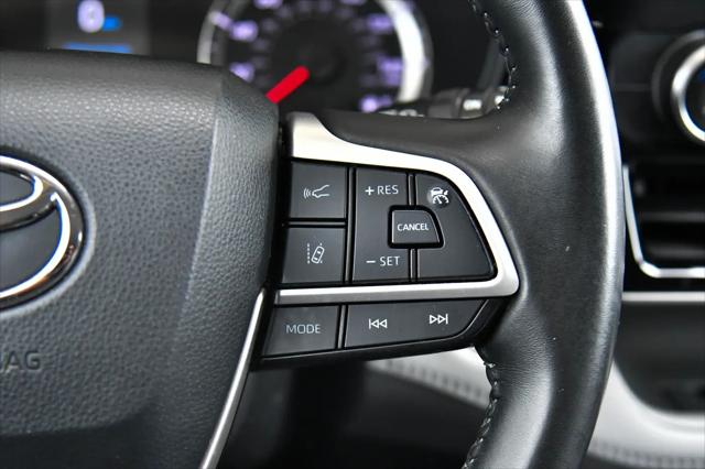 2022 Toyota Highlander LE