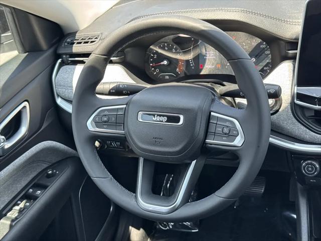 2022 Jeep Compass Latitude FWD
