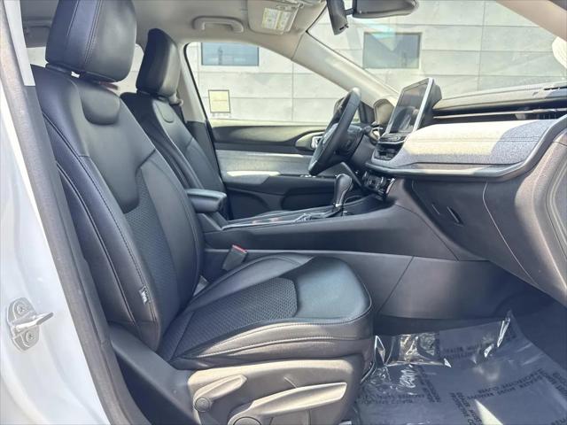 2022 Jeep Compass Latitude FWD