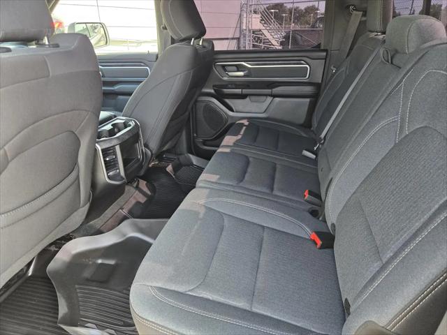 2022 Ram 1500 Big Horn Crew Cab 4x4 5'7" Box