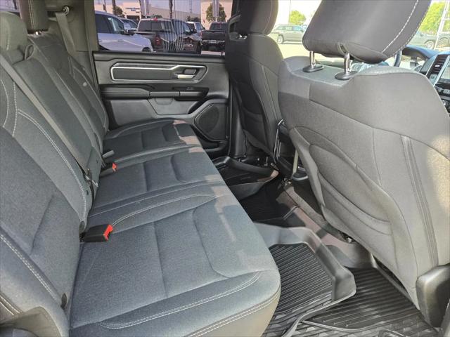 2022 Ram 1500 Big Horn Crew Cab 4x4 5'7" Box