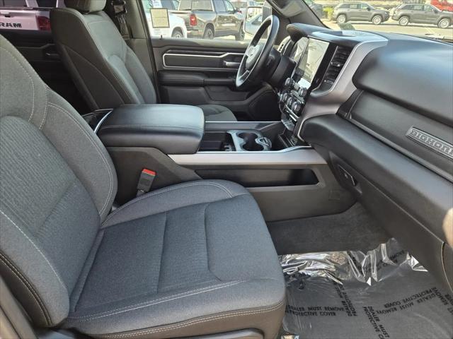 2022 Ram 1500 Big Horn Crew Cab 4x4 5'7" Box