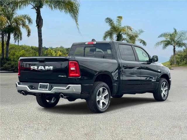 2026 Ram 1500 Tradesman Crew Cab 4x4 5'7" Box