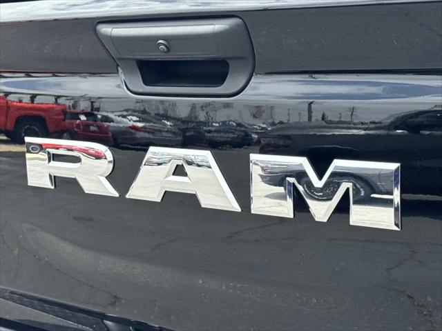 2026 Ram 1500 Tradesman Crew Cab 4x4 5'7" Box