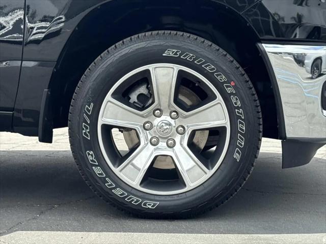 2026 Ram 1500 Tradesman Crew Cab 4x4 5'7" Box