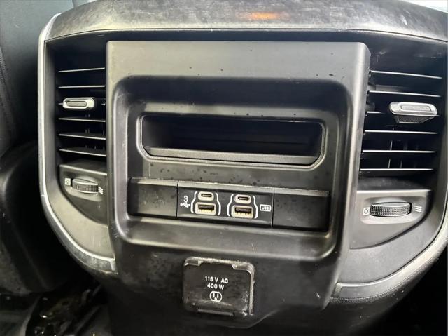 2019 Ram 1500 Big Horn/Lone Star Crew Cab 4x4 5'7" Box