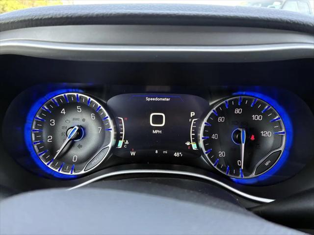 2027 Chrysler Pacifica Select AWD