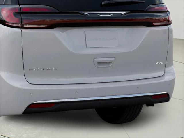 2027 Chrysler Pacifica Select AWD