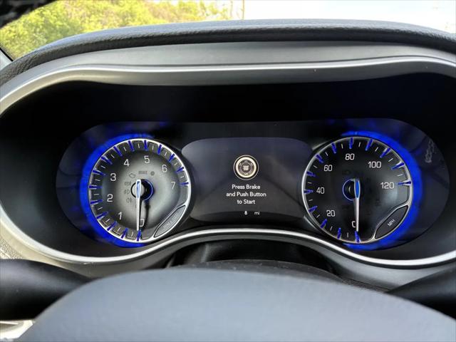 2027 Chrysler Pacifica Select