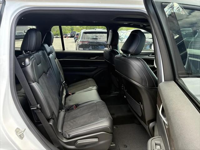 2026 Jeep Grand Cherokee L Altitude 4x4