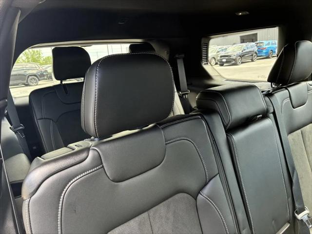 2026 Jeep Grand Cherokee L Altitude 4x4