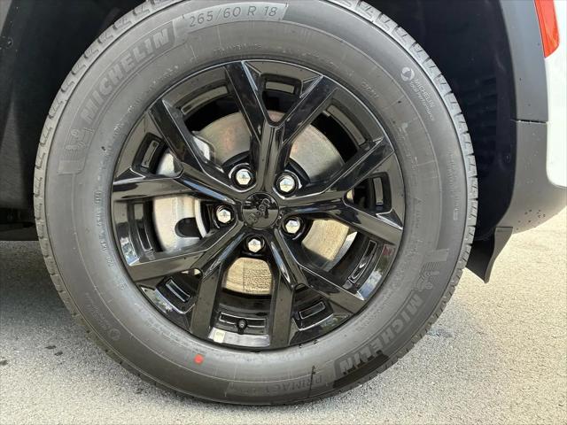 2026 Jeep Grand Cherokee L Altitude 4x4